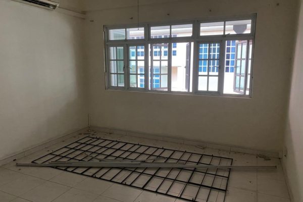 a56a9d2d-5e7e-4d0e-a903-ec1d570cc44b